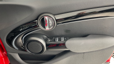 MINI Hatchback 1.5 Cooper Classic 5dr Auto Petrol Hatchback